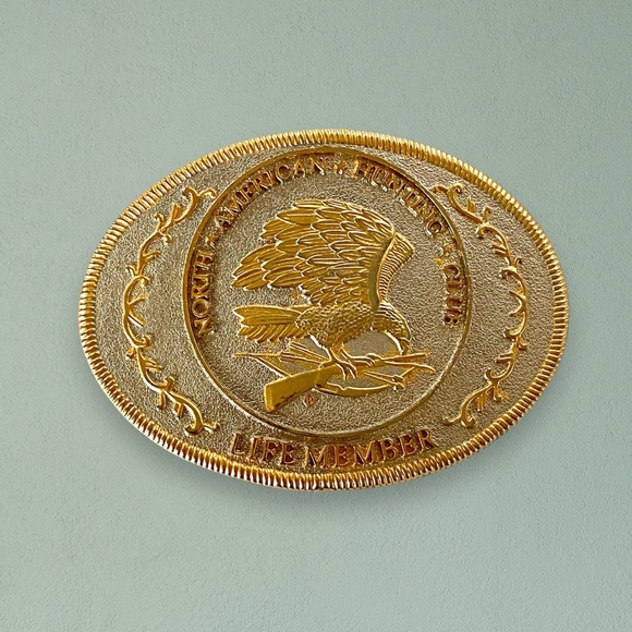 Vintage Belt Buckle North American Hunting Club Silver & Gold - Picture 2 of 6
